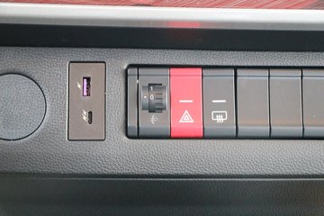 �������ó� ����S300 4.5T 4.08�׵��Ŵ��綯��س�(SX5045XLCBEV341N1)100.46kWhͼƬ