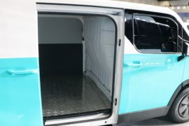 风景i9&nbsp;电动封闭厢货货厢图片