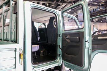 ���� �����½���A6 155���� 3.2��˫�������ῨͼƬ