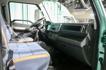 ���� �����½���A6 155���� 3.2��˫�������ῨͼƬ