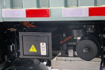 ������� ����EL-Plus ���س������� 8.5T 4.14�׵��Ŵ��綯��ʽ�Ῠ140kWhͼƬ