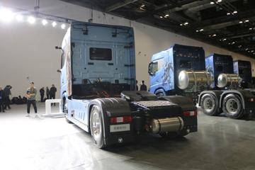 银河9&nbsp;电动牵引车外观图片