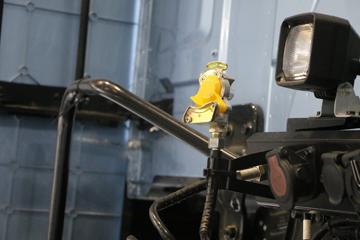 ���� ŷ������9 4X2 ���綯ǣ����600kWhͼƬ