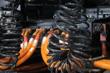 ���� ŷ������9 4X2 ���綯ǣ����600kWhͼƬ