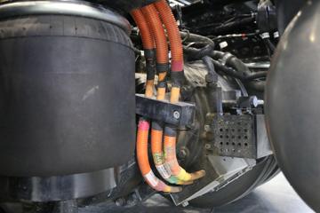 ���� ŷ������9 4X2 ���綯ǣ����600kWhͼƬ