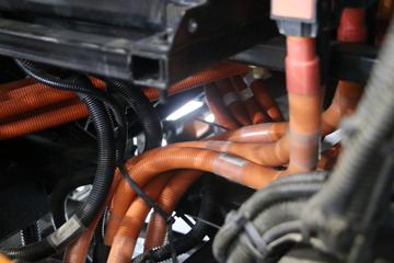 ���� ŷ������9 4X2 ���綯ǣ����600kWhͼƬ