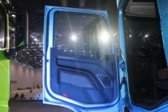 福田 欧曼银河5 480马力 6X4 AMT自动档牵引车