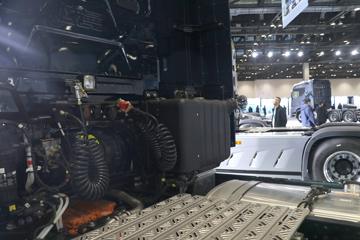 ���� ŷ������9 680���� 6X4 AMT�Զ���ǣ����ͼƬ