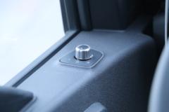 福田奥铃 智蓝EM 4.5T 3.17米双排纯电动栏板轻卡77.28kWh