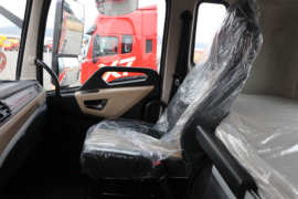 东风畅行X7&nbsp;牵引车驾驶室                                               图片