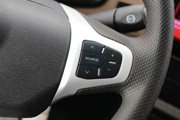 �����½� ����X7 480���� 6X4 ǣ����ͼƬ