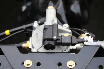 �����½� ����X7 480���� 6X4 ǣ����ͼƬ