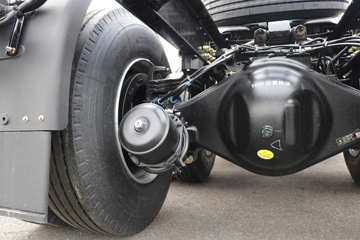 �����½� ����X7 480���� 6X4 ǣ����ͼƬ