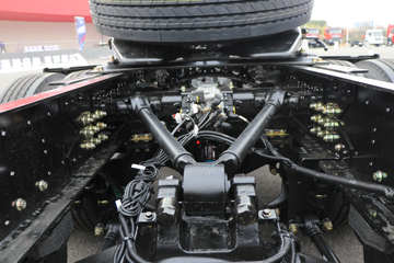 �����½� ����X7 480���� 6X4 ǣ����ͼƬ