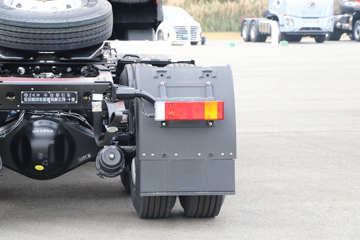 �����½� ����X7 480���� 6X4 ǣ����ͼƬ