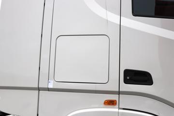 �����½� ����X9 600���� 4X2 ǣ����ͼƬ