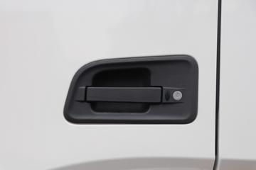 �����½� ����X9 600���� 4X2 ǣ����ͼƬ