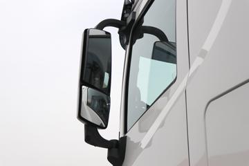 �����½� ����X9 600���� 4X2 ǣ����ͼƬ