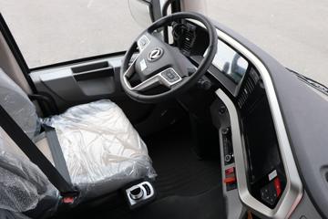 �����½� ����X9 600���� 4X2 ǣ����ͼƬ