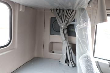 �����½� ����X9 600���� 4X2 ǣ����ͼƬ