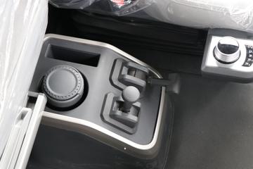 �����½� ����X9 600���� 4X2 ǣ����ͼƬ