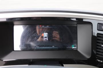 �����½� ����X9 600���� 4X2 ǣ����ͼƬ