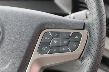 �����½� ����X9 600���� 4X2 ǣ����ͼƬ