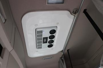 �����½� ����X9 600���� 4X2 ǣ����ͼƬ