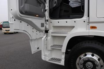 �����½� ����X9 600���� 4X2 ǣ����ͼƬ