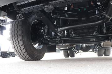 �����½� ����X9 600���� 4X2 ǣ����ͼƬ