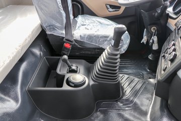 �����½� ����X7 320���� 4X2 9.6����ʽ�ػ���(DFV5183XXYGP6DAL)ͼƬ