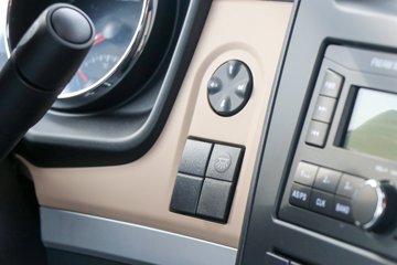 �����½� ����X7 320���� 4X2 9.6����ʽ�ػ���(DFV5183XXYGP6DAL)ͼƬ