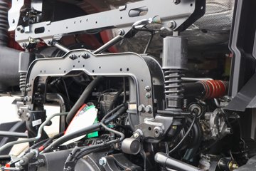 �����½� ����X7 320���� 4X2 9.6����ʽ�ػ���(DFV5183XXYGP6DAL)ͼƬ