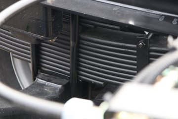 �����½� ����X7 320���� 4X2 9.6����ʽ�ػ���(DFV5183XXYGP6DAL)ͼƬ