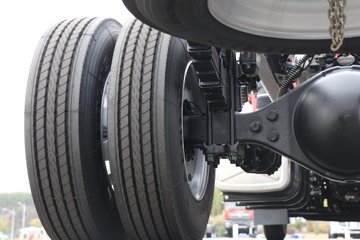 �����½� ����X7 320���� 4X2 9.6����ʽ�ػ���(DFV5183XXYGP6DAL)ͼƬ