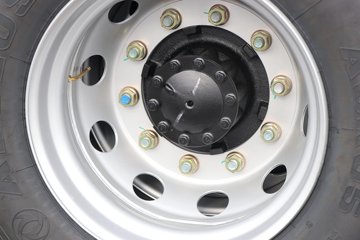 �����½� ����X7 320���� 4X2 9.6����ʽ�ػ���(DFV5183XXYGP6DAL)ͼƬ