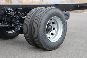 �����½� ����X7 320���� 4X2 9.6����ʽ�ػ���(DFV5183XXYGP6DAL)ͼƬ