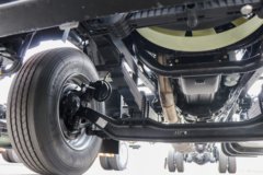 东风新疆 畅行X7 320马力 4X2 9.6米厢式载货车(DFV5183XXYGP6DAL)