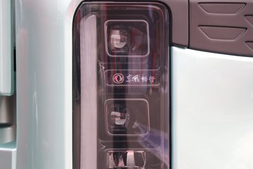 �����½� ����X9 14.5L LNG 630���� 6X4 ��ʿ��16�� AMT�Զ��� ǣ����ͼƬ