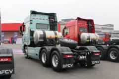 东风新疆 畅行X9 14.5L LNG 630马力 6X4 法士特16档 AMT自动档 牵引车