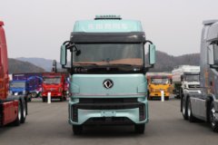东风新疆 畅行X9 14.5L LNG 630马力 6X4 法士特16档 AMT自动档 牵引车