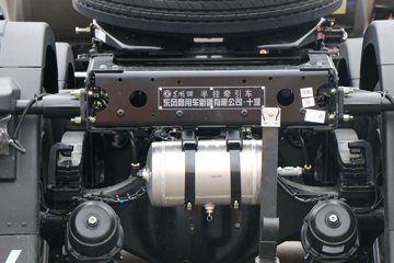 �����½� ����X9 14.5L LNG 630���� 6X4 ��ʿ��16�� AMT�Զ��� ǣ����ͼƬ