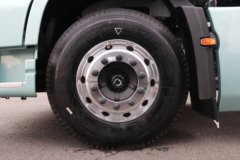 东风新疆 畅行X9 14.5L LNG 630马力 6X4 法士特16档 AMT自动档 牵引车