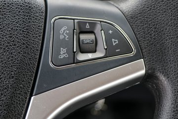 �����½� ����X1 200���� 4X2 4.2����ж��(DFV3181GP6D2)ͼƬ