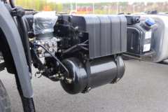 东风新疆 拓行X1 200马力 4X2 4.2米自卸车(DFV3181GP6D2)