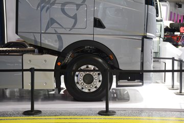 �й����� ȫ��һ���ؿ� 600���� 6X4 AMT�Զ���ǣ����ͼƬ