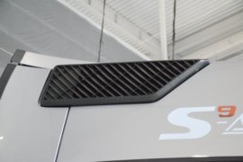 全新一代&nbsp;牵引车外观                                                图片