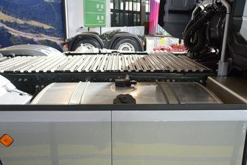 �й����� ȫ��һ���ؿ� 600���� 6X4 AMT�Զ���ǣ����ͼƬ