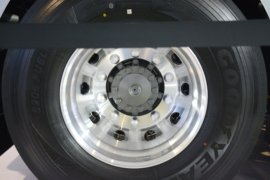 全新一代&nbsp;牵引车底盘                                                图片