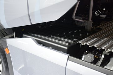 �й����� ȫ��һ���ؿ� 600���� 6X4 AMT�Զ���ǣ����ͼƬ